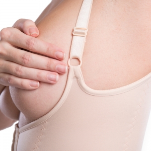 Kompresní pooperační dámská bandáž VB body Variant se zapínáním na háčky - Lipoelastic.cz