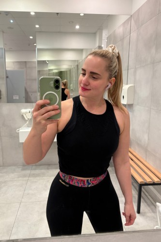 Fitness instruktorka sdílí osobní zkušenost se životem s lipedémem